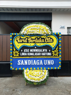 Papan Bunga Duka di Turi